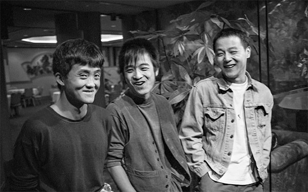 “魔岩三杰”之一	、摇滚歌手何勇去世，享年57岁